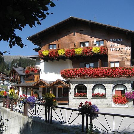 Hotel Garni Dello Sportivo Madonna Exteriér fotografie