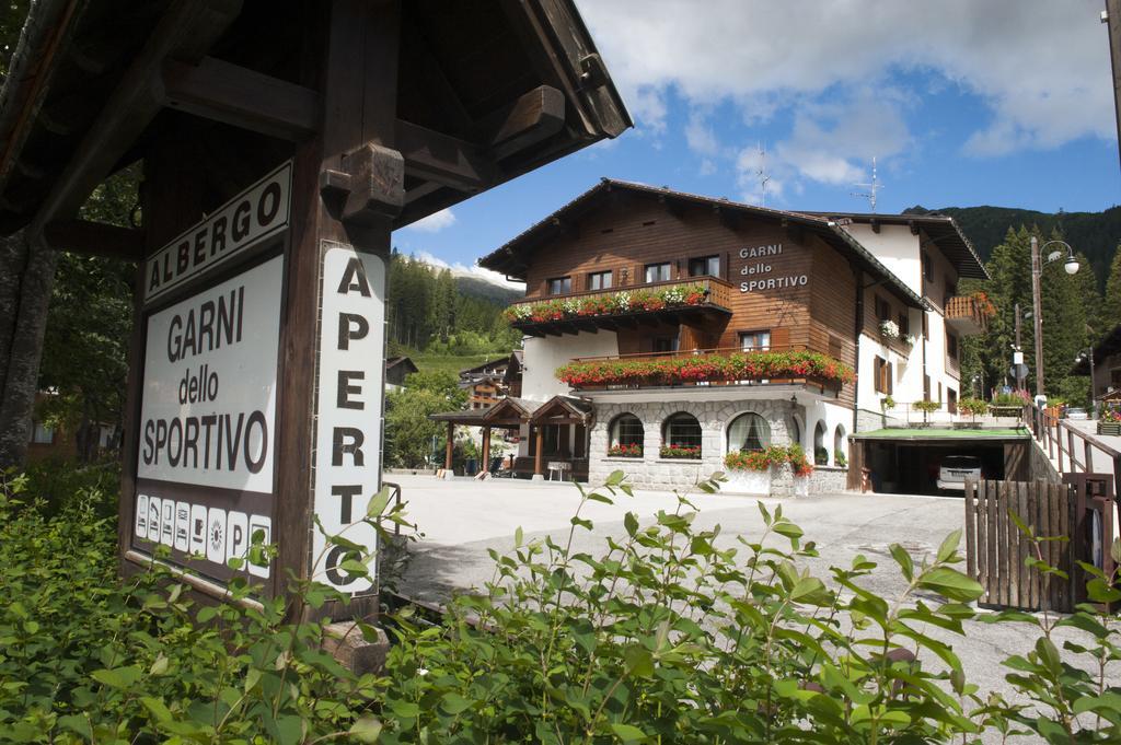 Hotel Garni Dello Sportivo Madonna Exteriér fotografie